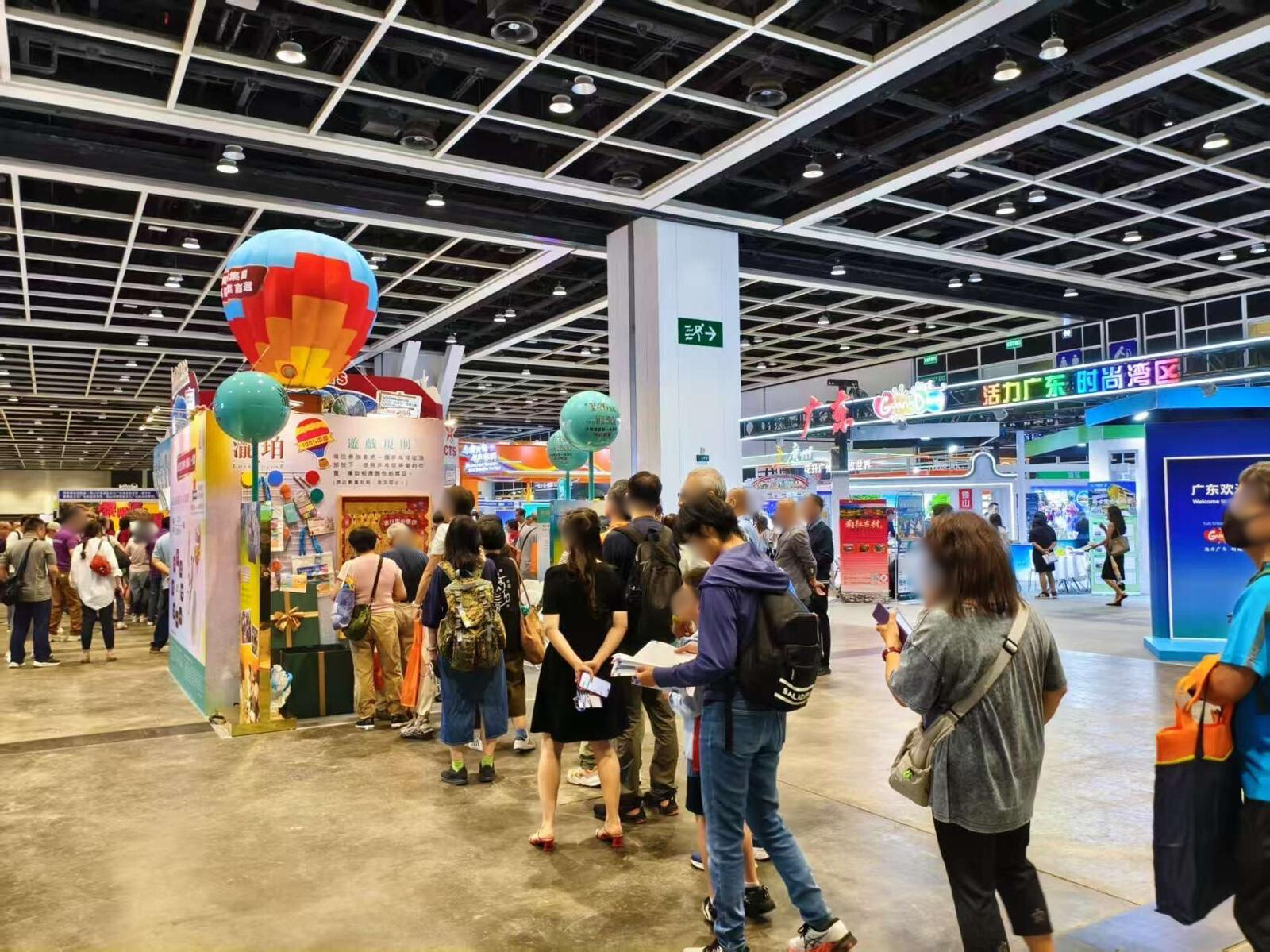 瀧珀於香港國際旅遊展的展位大受歡迎,諮詢踴躍,反應熱烈。