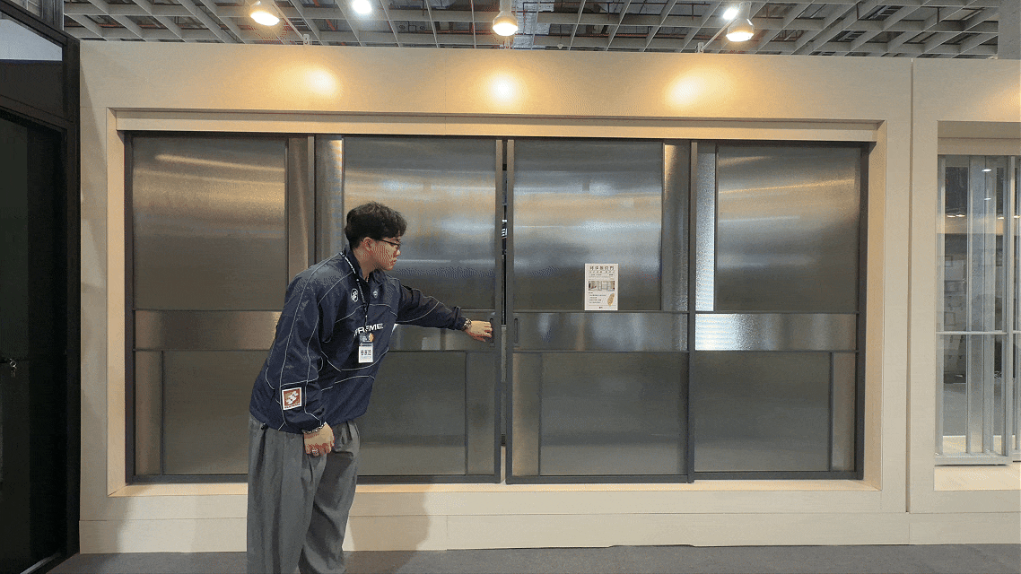 - 報新聞 Mega News 圖2:同步推拉門